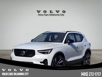 Used 2025 Volvo XC40 B5 Plus w/ Protection Package Premier