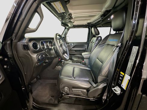 Used 2023 Jeep Wrangler Unlimited Rubicon 4xe w/ Steel Bumper Group image 13