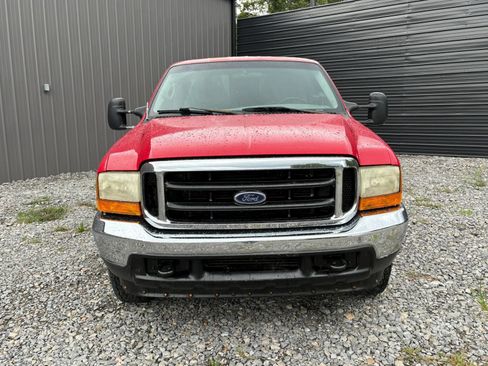 Used 2001 Ford F250 2WD SuperCab Super Duty image 2