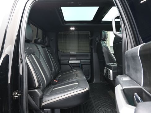 Used 2018 Ford F250 Platinum w/ Platinum Ultimate Package AWD/4WD image 12