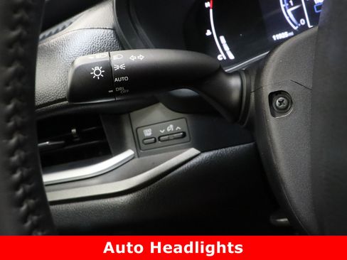 Certified 2025 Toyota Grand Highlander AWD image 26