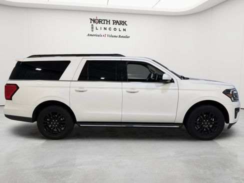 Used 2022 Ford Expedition Max XLT RWD image 6