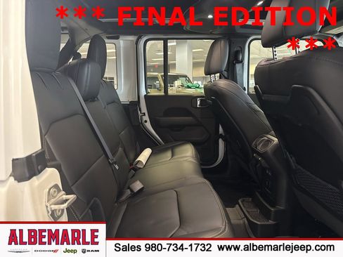 Used 2025 Jeep Wrangler Unlimited Rubicon 392 image 36