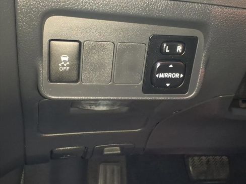 Used 2013 Toyota Corolla S FWD image 13