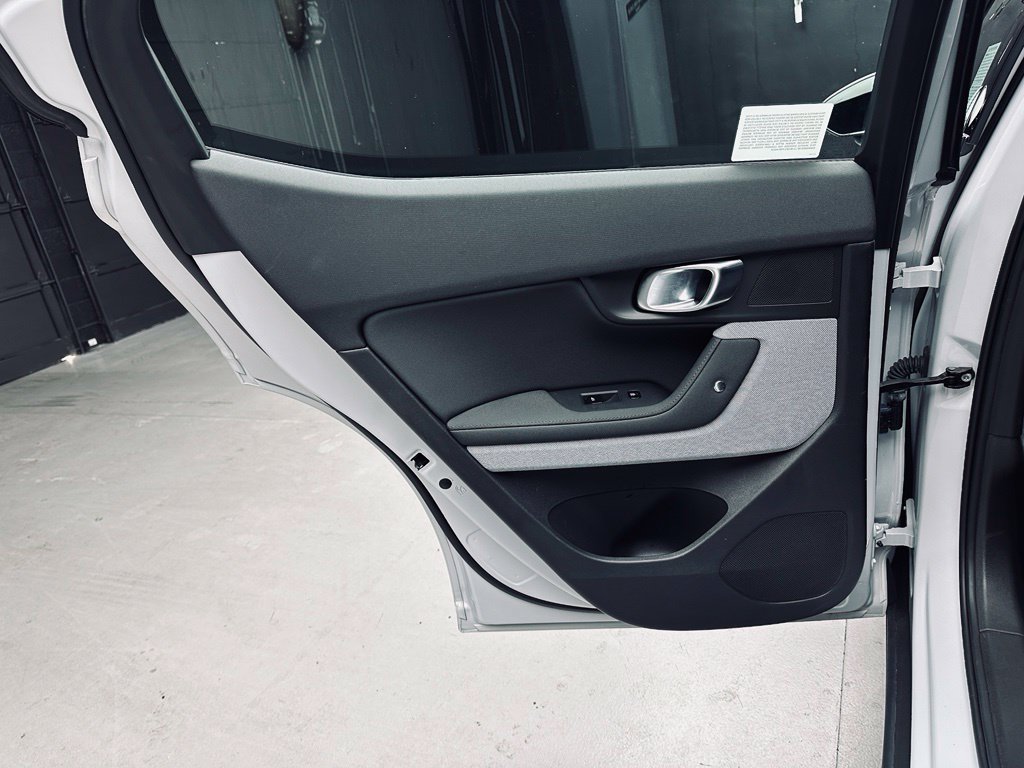 Used 2024 Polestar Polestar 2 AWD/4WD image 23
