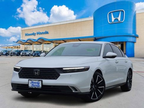 Used 2024 Honda Accord Touring image 1