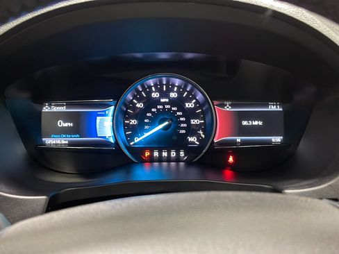 Used 2018 Ford Explorer Limited AWD/4WD image 5