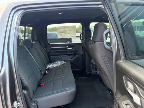 New 2026 RAM 1500 Big Horn AWD/4WD image 30
