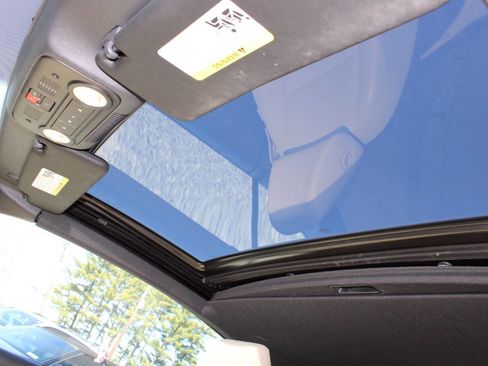 Used 2015 Volkswagen Eos Komfort image 28