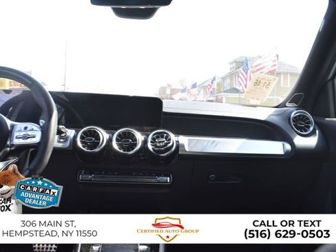 Used 2022 Mercedes-Benz GLB 35 AMG 4MATIC image 31