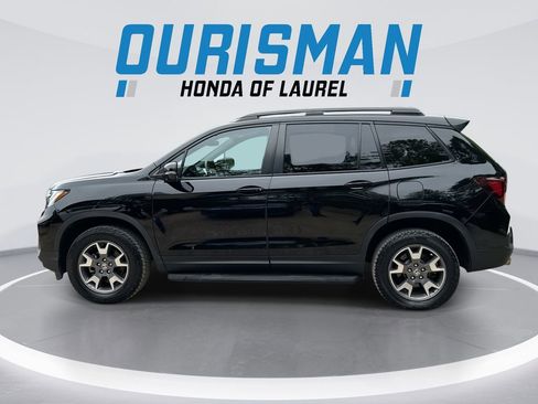 Used 2023 Honda Passport TrailSport image 5