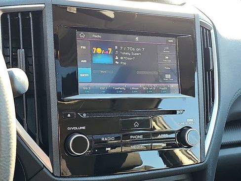 Used 2019 Subaru Impreza 2.0i Premium image 17