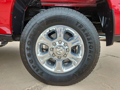 Used 2026 RAM 2500 Big Horn AWD/4WD image 9