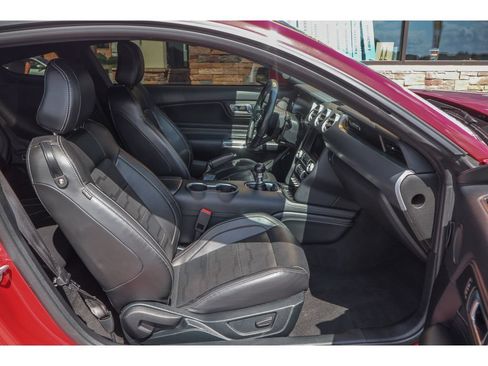 Used 2022 Ford Mustang GT Premium w/ Equipment Group 401A RWD image 16