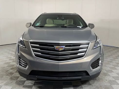 Used 2018 Cadillac XT5 Luxury w/ Driver Awareness Package AWD/4WD image 11