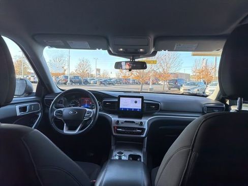 Certified 2022 Ford Explorer XLT image 19