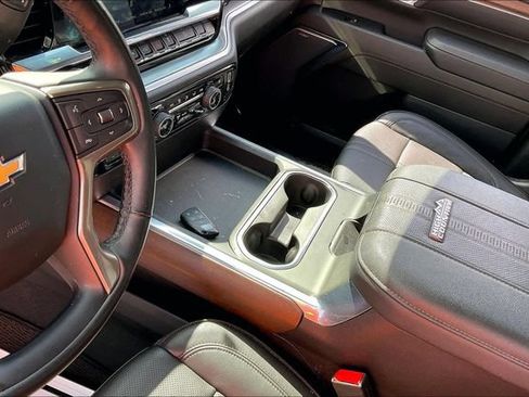 Certified 2024 Chevrolet Silverado 2500 High Country w/ High Country Premium Package AWD/4WD image 17