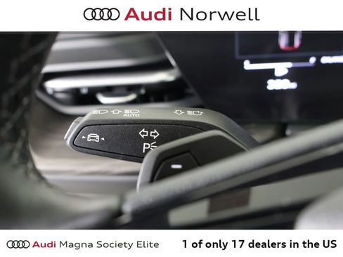 Used 2025 Audi Q5 2.0T Premium Plus w/ Premium Plus image 30