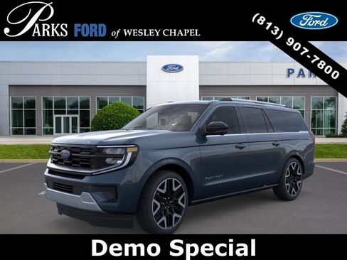 New 2026 Ford Expedition Max Platinum w/ Platinum Ultimate Package AWD/4WD image 1