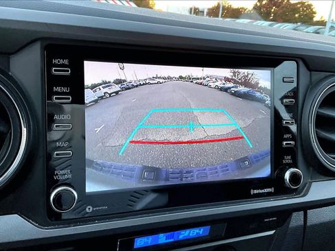 Certified 2023 Toyota Tacoma TRD Off-Road image 26