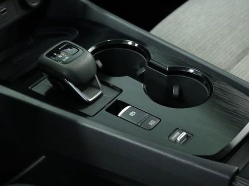 Used 2023 Nissan Rogue SV image 24