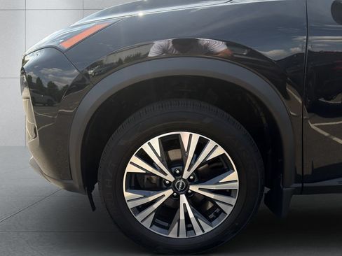 Used 2023 Nissan Rogue SV AWD/4WD image 23