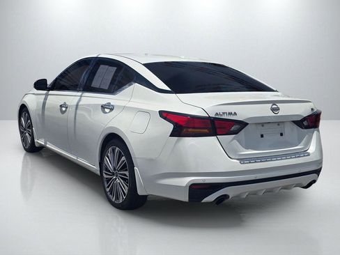 Used 2023 Nissan Altima 2.5 SL FWD image 7