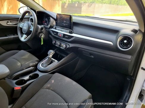 Used 2024 Kia Forte LX image 26