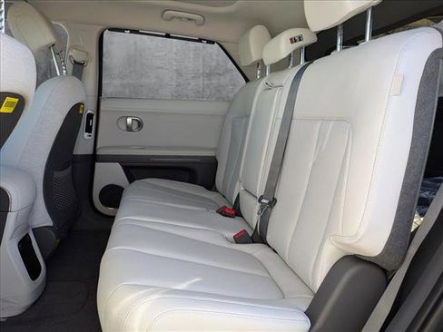 New 2024 Hyundai Ioniq 5 Limited image 16