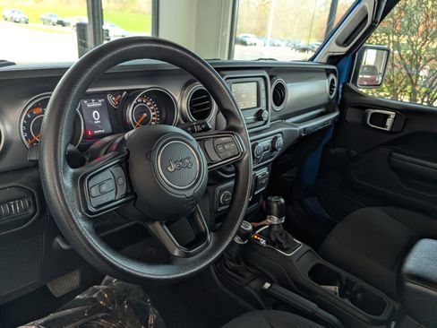 Used 2021 Jeep Wrangler Unlimited Sport AWD/4WD image 16