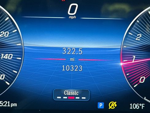 Used 2025 Mercedes-Benz CLA 250 image 26