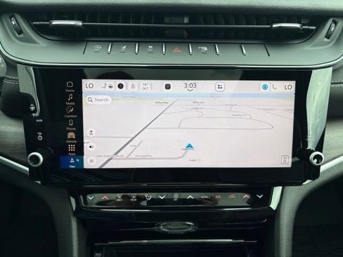New 2026 Jeep Grand Cherokee L Limited w/ Limited Altitude Package AWD/4WD image 33