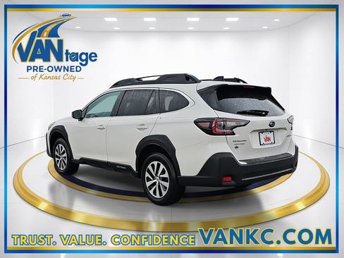 Certified 2023 Subaru Outback Premium image 9