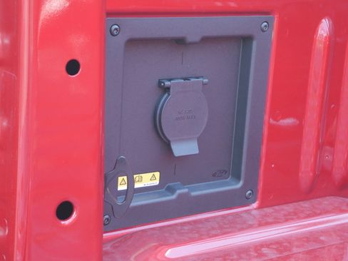 New 2025 Ford F150 Lariat w/ Equipment Group 502A High image 27