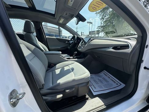 Used 2016 Chevrolet Malibu LT FWD image 25