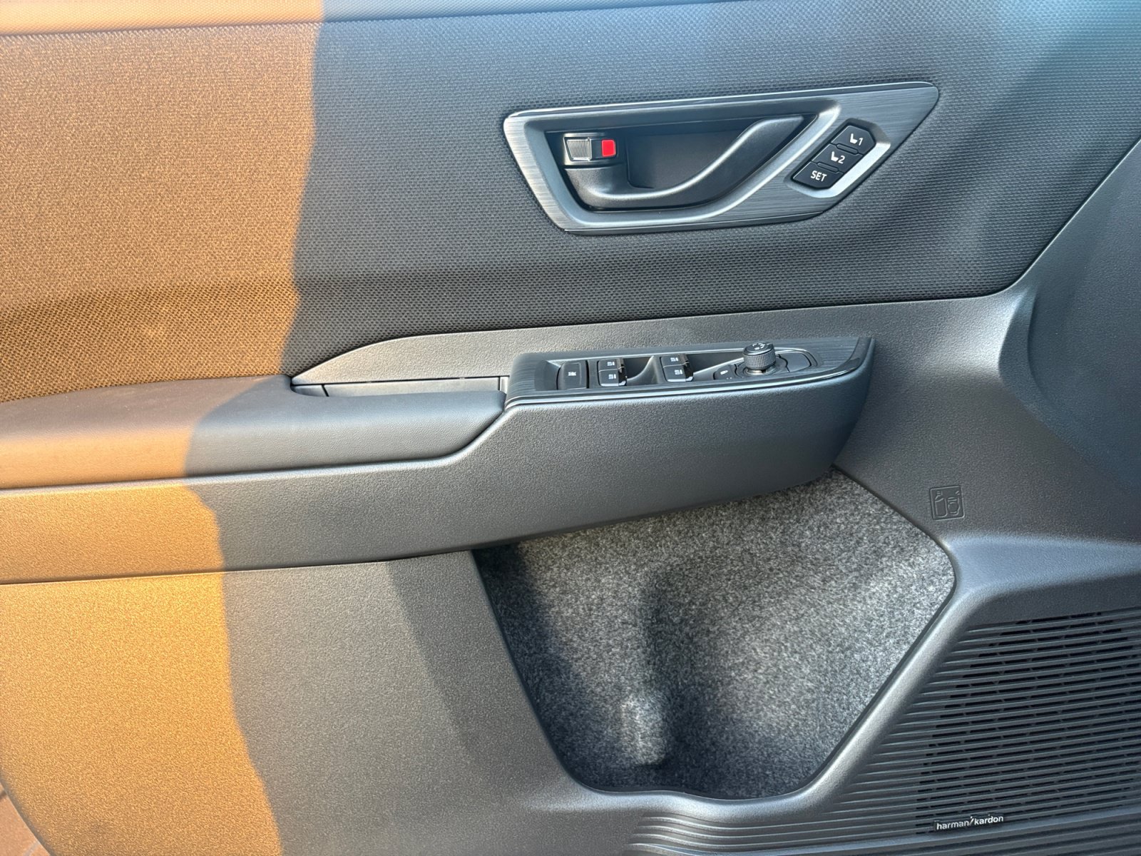 New 2026 Subaru Outback Limited AWD/4WD image 14