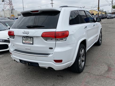 Used 2015 Jeep Grand Cherokee Overland image 8