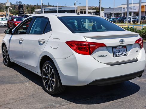 Used 2019 Toyota Corolla SE w/ SE Premium Package FWD image 22