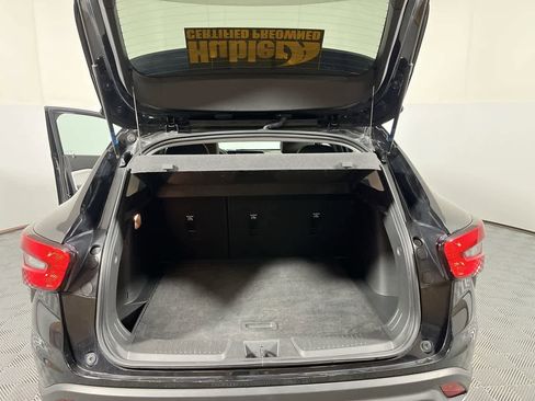 Used 2024 Chevrolet Trax LT image 27