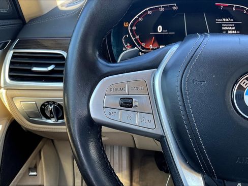 Used 2021 BMW 740i RWD image 18