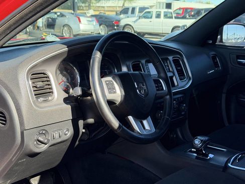 Used 2012 Dodge Charger SXT image 15