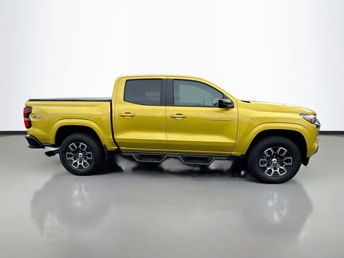 Used 2023 Chevrolet Colorado Z71 w/ Z71 Convenience Package 2 AWD/4WD image 8