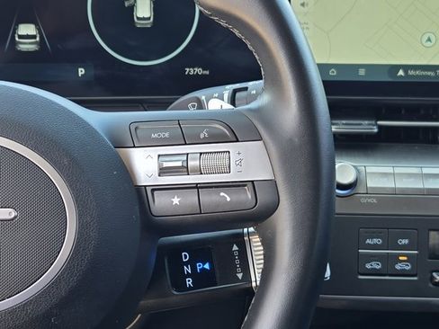 Certified 2025 Hyundai Kona SEL image 28