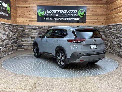 Used 2021 Nissan Rogue SL w/ Premium Package image 7