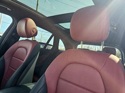 Used 2022 Mercedes-Benz GLC 300 4MATIC image 19