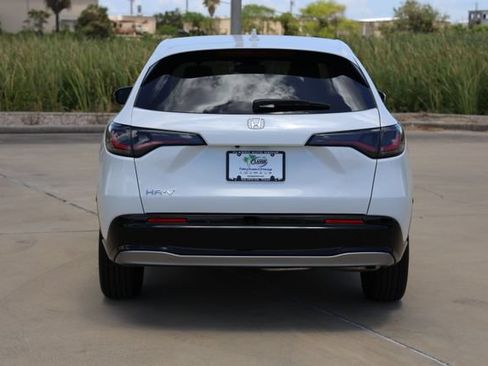 New 2027 Honda HR-V EX-L image 7