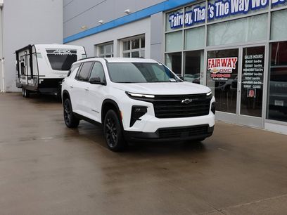 New 2026 Chevrolet Traverse LT w/ Midnight/Sport Edition
