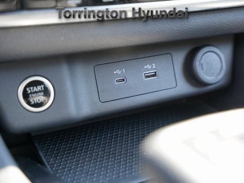 Used 2022 Nissan Rogue SV image 26