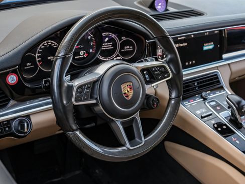 Used 2018 Porsche Panamera 4 w/ Sport Chrono Package image 15