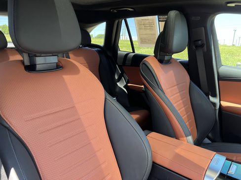 Certified 2026 Mercedes-Benz GLC 300 4MATIC image 35